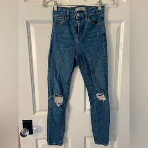 Top shop jegging. Size 26. High rise. Distressed.